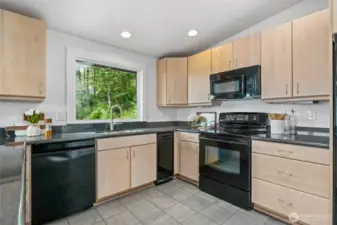 Kitchen has a trash compactor!