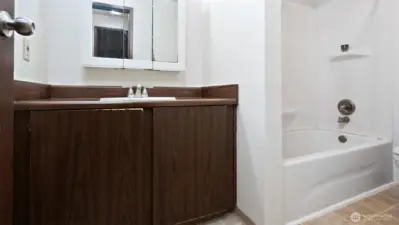 Full Bathroom.