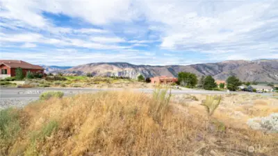 Mountain views from the front!