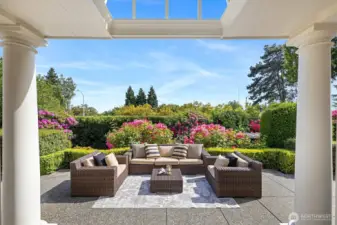 A Southern exposure serene sitting area.