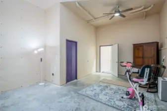 Another large storage room or flex room? Not counted in square footage!