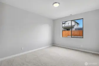 Office/Bedroom 4 on main