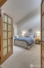 Secondary bedroom suite with double closets and linked to the 2nd bath