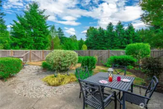 Mature landscaping - enjoy the privacy and space to entertain