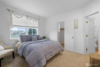 guest bedroom/ office