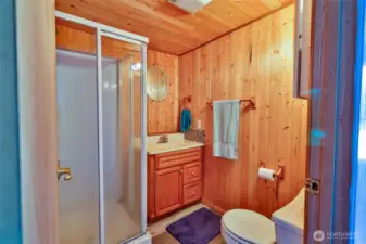 Lower bath