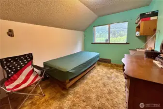 Upper bedroom