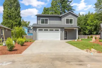 Brand new Home with 3 bedrooms and 2.5 bathrooms, 1866 Square feet to enjoy, ductless heat pump!