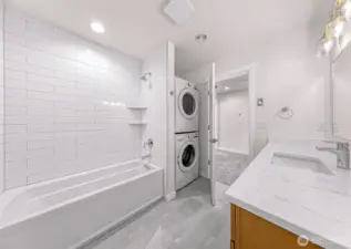 Unit A full bath & utility