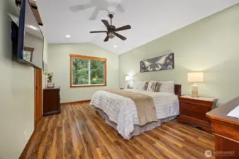 Primary bedroom is tranquil and roomy.