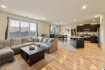 Family Room off kitchen!