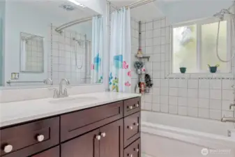 upstairs guest bath