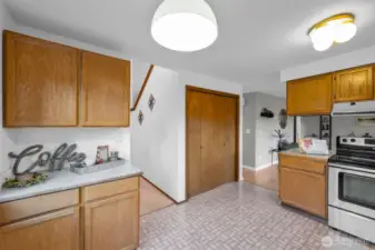 Great pantry space and roomy cabinetry.