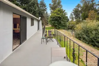 the deck spans the Entire Unit