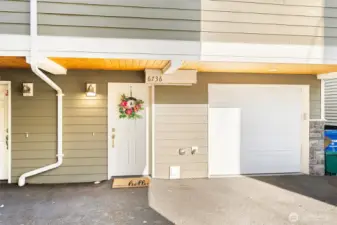 Convenient one car garage