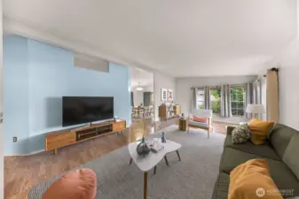Living Room (virtually staged)