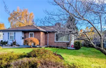 Don't miss this move in ready home!