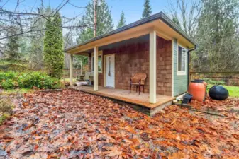 Detached building for studio/office.