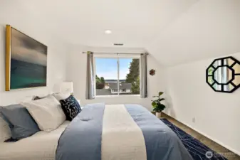Second bedroom with beautiful lake view and walk-in closet