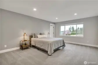 Spacious Primary Suite