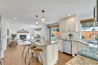 This space seamlessly blends elegance and functionality for an exceptional cooking and gathering experience.