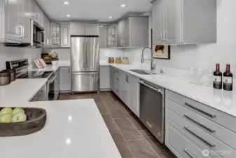 MIL - full kitchen