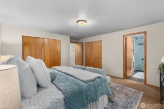 Rest, relax & unwind in a serene primary suite that wraps you in comfort at the end of every day.