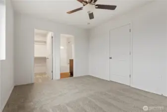 All images may vary. Photos are from previously built home. Photos may include upgrades/furnishings not included in base price.