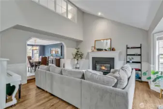 Living Room w/high ceiling