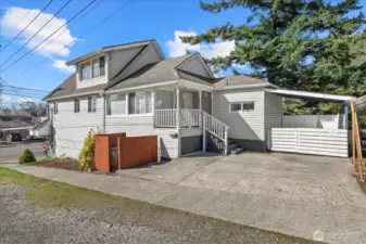 Unit 3101A (5BR/2.25BA) entry