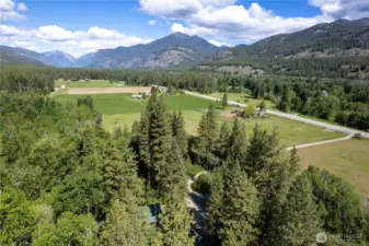 Steps from the Methow Community Trail system for all-season recreation.
