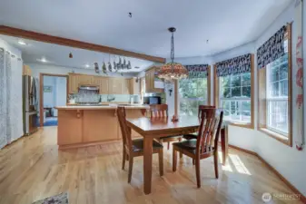 Eat in kitchen