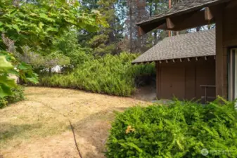 Extended lush property beside condo