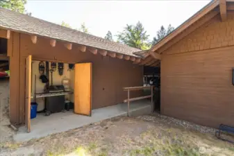 Storage unit right beside corner condo