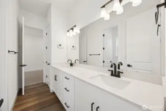 Jack and Jill Bathroom *This photo is of another home. Features and finishes may vary.