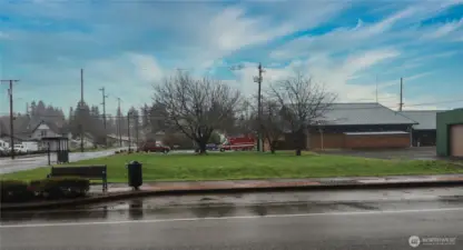 Front of lot (from Highway 101)