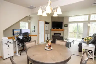 eating space living room