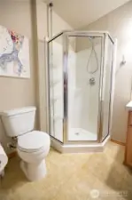 3/4  bathroom