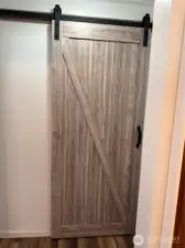 Barn door feature for...