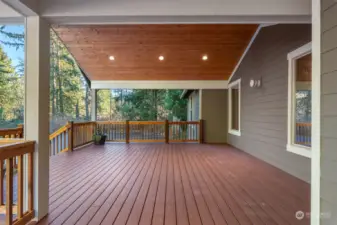 Extremely private covered deck