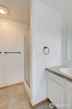 5-Piece Bathroom