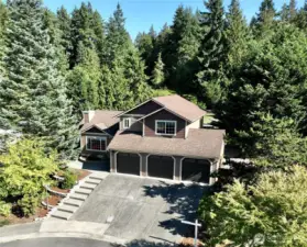 Interesting architectural design and functionally perfect... come see this amazing home with a huge back yard in a private location.