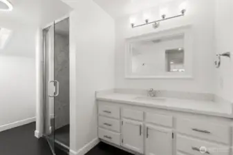 Primary bedroom bathroom