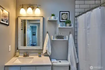 Upstairs Full Bath...