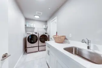 This washer and dryer will be replaced with brand new. Picture available in attached docs.