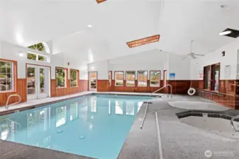 Cabana with Pool, hotub, sauna