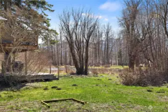 Enjoy a game of horseshoes while taking in the view of the river.