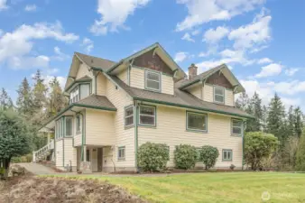 Truly a classic farmhouse design!