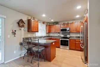 Kitchen - Breakfast Bar