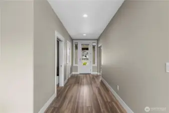 Grand entry way with tall ceilings